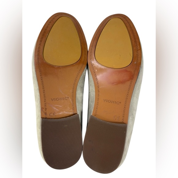 NWOT Vionic Willa Light Taupe Suede Flat Slip On Loafer | Size 11-Wide - Picture 8 of 10